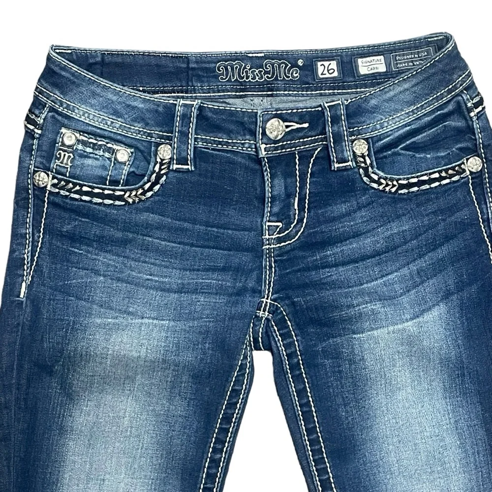 Miss Me Jeans Signature Capri Womens 26 Cuffed Flap Pocket Dark Wash Embellished - Picture 5 of 9